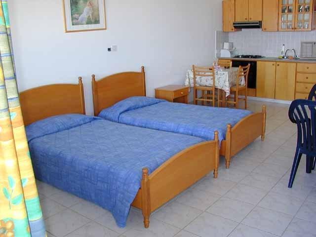 Sun Camero Apartments Помос Номер фото
